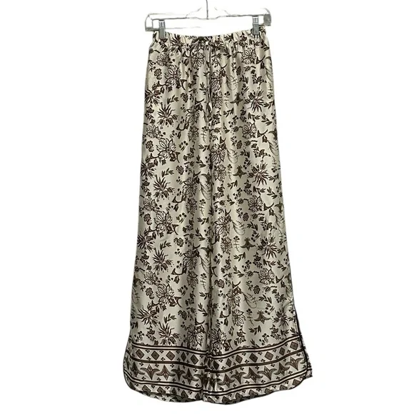 Japna Floral Toile 2-Piece Satin Pajama Set Lounge Wear Brown & Cream Size Small - Picture 5 of 9